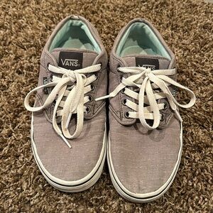 Women’s size 8 Vans